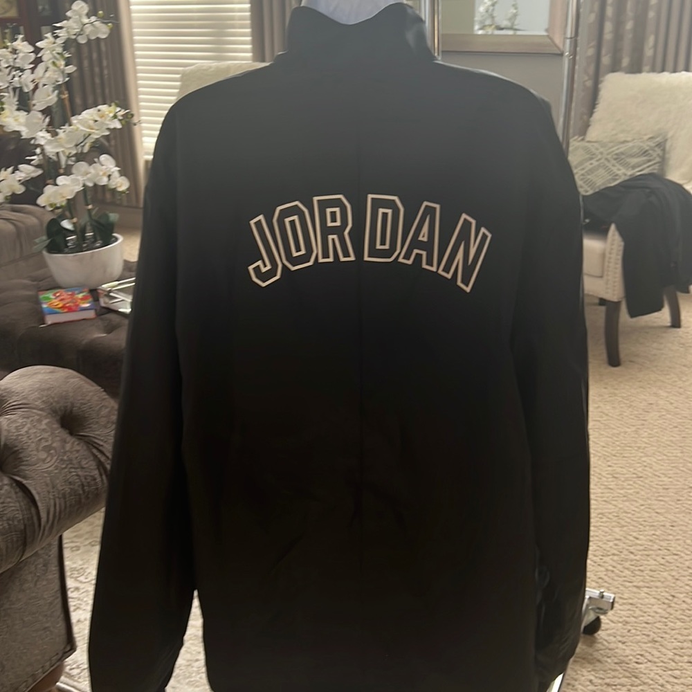 Jordan lightweight jacket